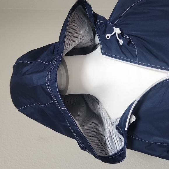 NWT Disney Blue Windbreaker - Picture 4 of 9